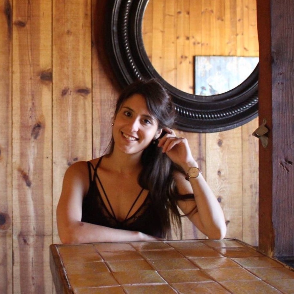 Meet your Posher, Eva